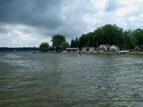 4TH%20OF%20JULY%202004%20%20LAKE%20009.jpg