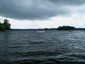 4TH%20OF%20JULY%202004%20%20LAKE%20010.jpg