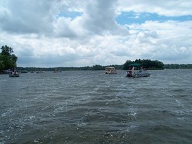 4TH%20OF%20JULY%202004%20%20LAKE%20017.jpg