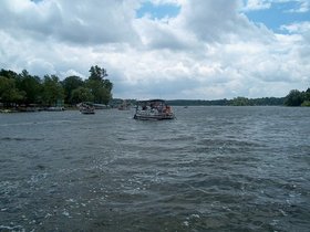 4TH%20OF%20JULY%202004%20%20LAKE%20018.jpg