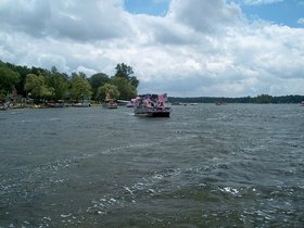 4TH%20OF%20JULY%202004%20%20LAKE%20020.jpg