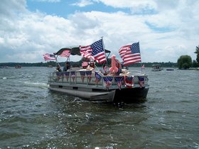 4TH%20OF%20JULY%202004%20%20LAKE%20021.jpg
