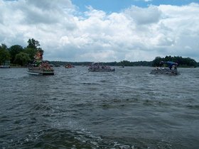 4TH%20OF%20JULY%202004%20%20LAKE%20023.jpg