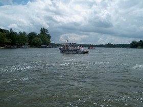 4TH%20OF%20JULY%202004%20%20LAKE%20031.jpg