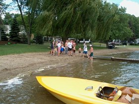 4TH%20OF%20JULY%202004%20%20LAKE%20032.jpg